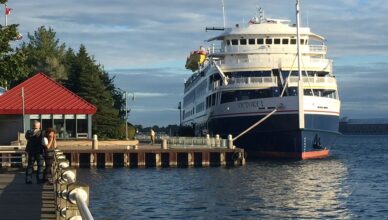 cruise the Great Lakes